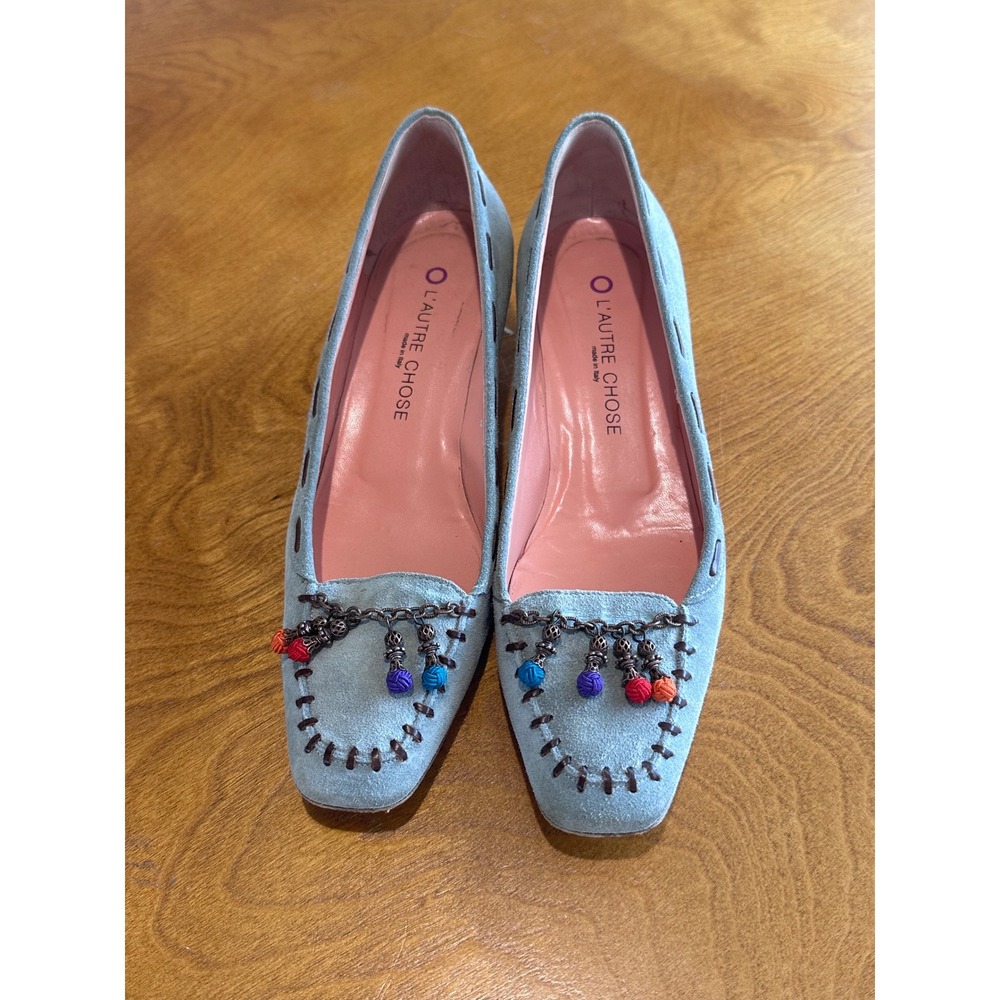 L'Autre Chose Blue Suede Kitten Heels Square Toe Pom Pom Charms Italy 37.5